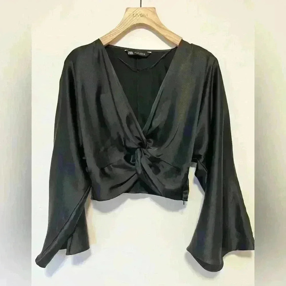 Zara  satin like front knot crop top , sz large - Picture 9 of 9
